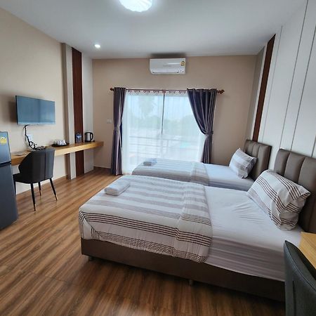 Lemae Residence เลอเม เรสซิเดนซ์ อำเภอเขาย้อย เพชรบุรี Ban Huai Krathaek Стая снимка