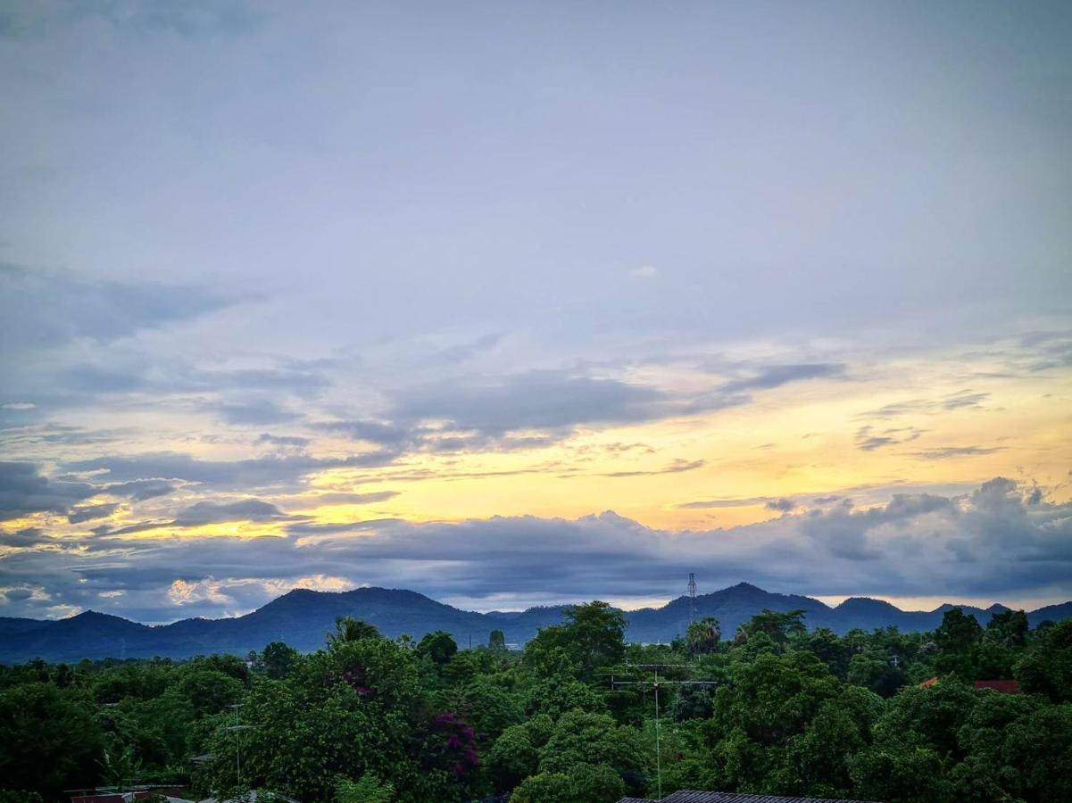 Lemae Residence เลอเม เรสซิเดนซ์ อำเภอเขาย้อย เพชรบุรี Ban Huai Krathaek Екстериор снимка