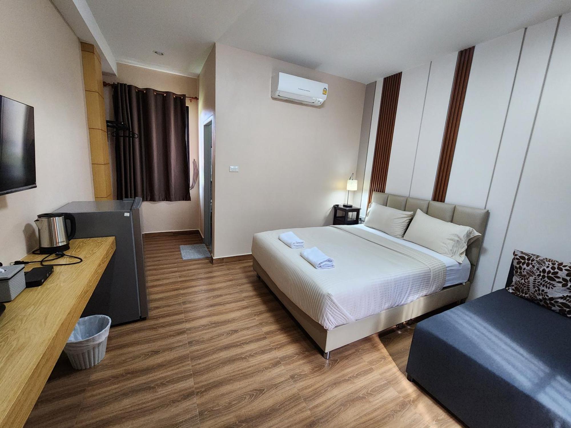 Lemae Residence เลอเม เรสซิเดนซ์ อำเภอเขาย้อย เพชรบุรี Ban Huai Krathaek Стая снимка