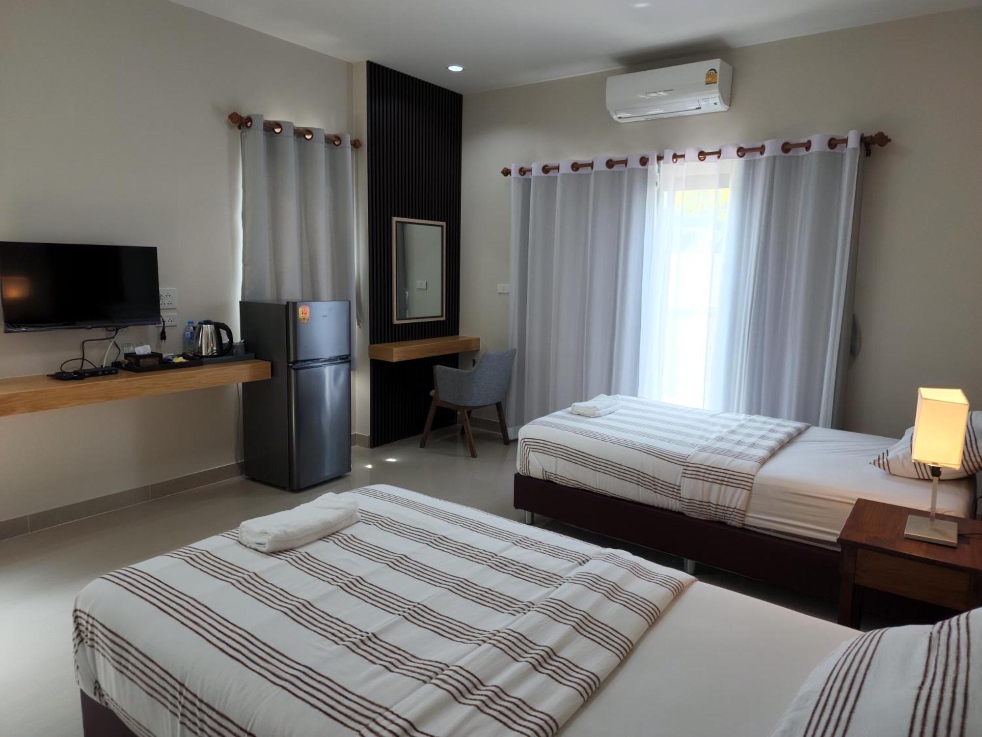 Lemae Residence เลอเม เรสซิเดนซ์ อำเภอเขาย้อย เพชรบุรี Ban Huai Krathaek Стая снимка