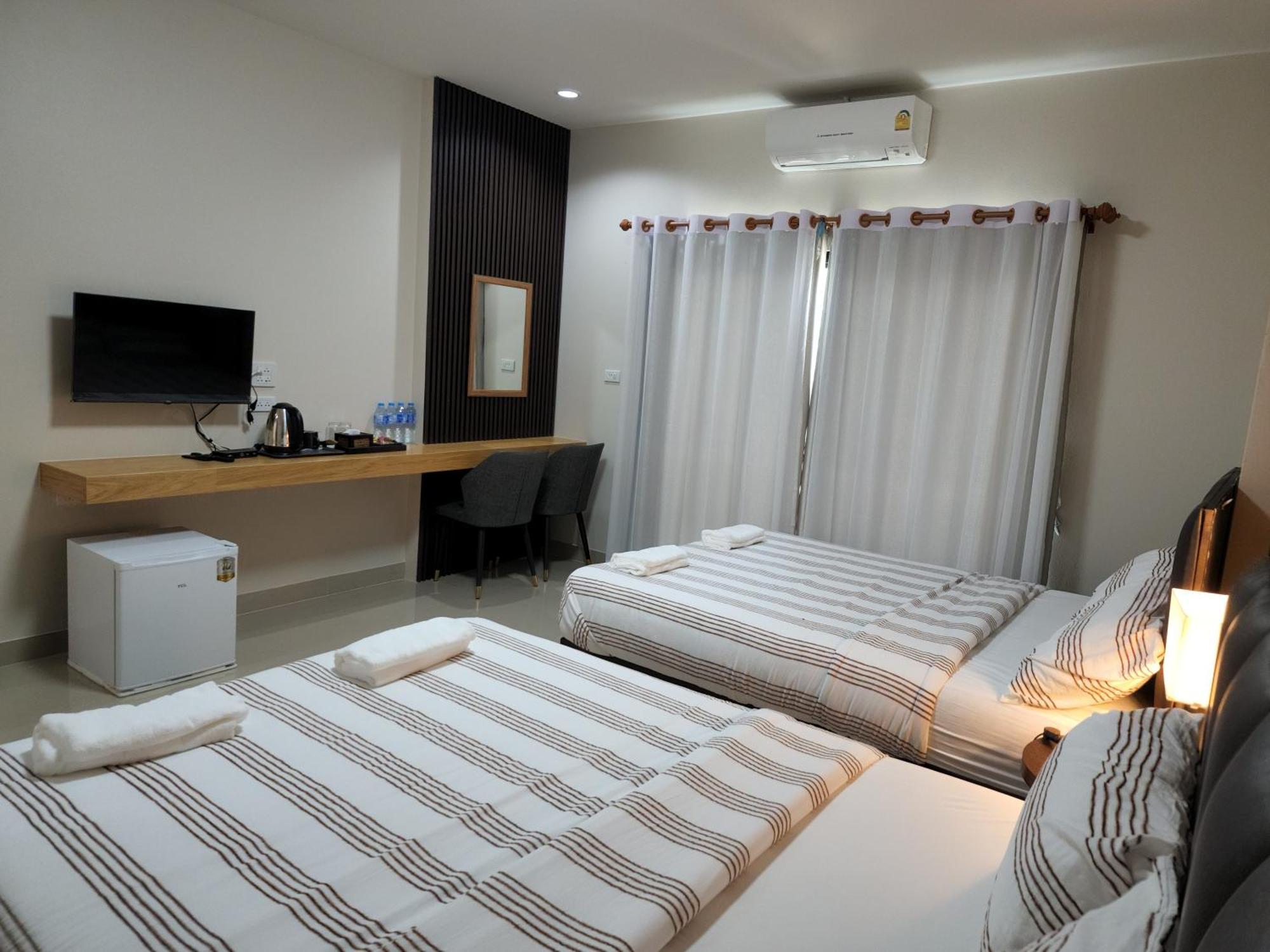 Lemae Residence เลอเม เรสซิเดนซ์ อำเภอเขาย้อย เพชรบุรี Ban Huai Krathaek Стая снимка